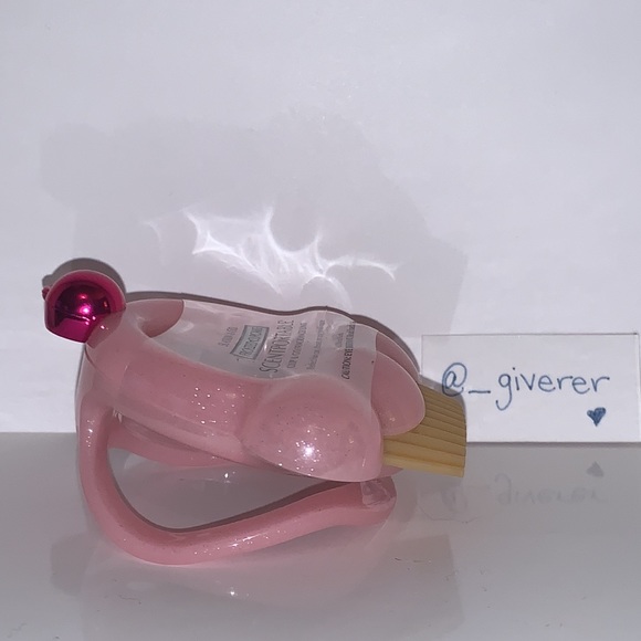 Frosted Cupcake ๐ง Scentportable Bath & Body Works - Picture 5 of 9